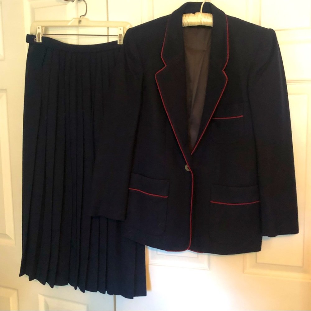 Vintage 80s Evan Picone Navy Blue 2-piece Suit, Red Pipe Pleated Skirt, Size 8